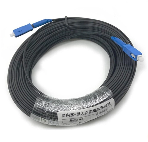Which company in the UAE offers the best low-loss active optical devices 