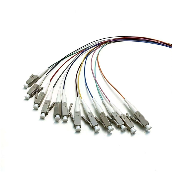 ODF fiber optic patch panels and ordinary fiber optic patch panels